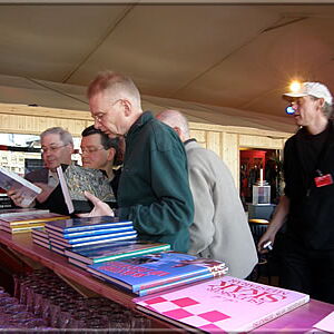 Gunnar Finnlaugsson's book table - looking at Icelandic and Norwegian chess literature