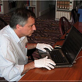 With all his concentration - Michael at Jurgen's notebook