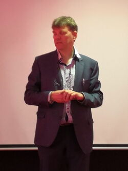 Prof. Dr. Frank Hoffmeister