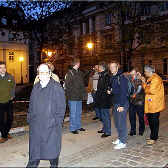 Karl Kadletz is the victim of the flashlight here