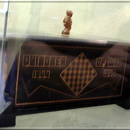Chess box "Prisoner of War 1944 / 1945"