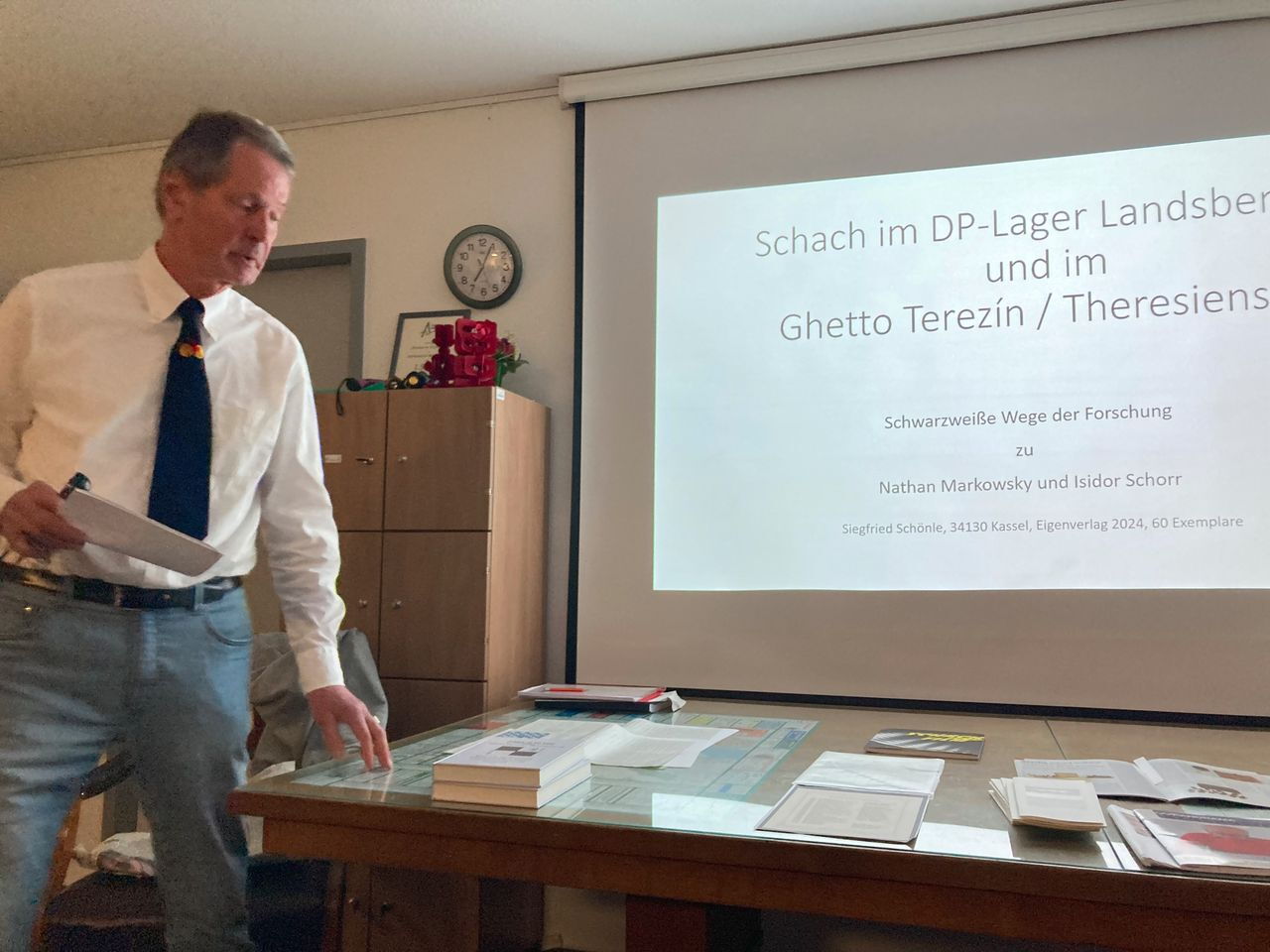 Siegfried Schönle giving his lecture in Wismar