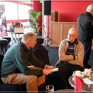 Bert Corneth was happy to be back from a business trip to Pakistan, on the right our Belgian friend Henri Serruys