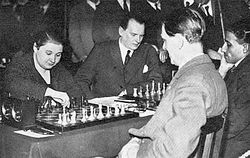 Vera Menchik with Géza Maróczy, London 1932