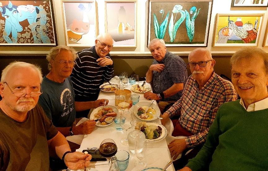Old mens‘ gang for dinner at the Bouillon restaurant, Solbjergvej 3, 2000 Frederiksberg, Copenhagen.